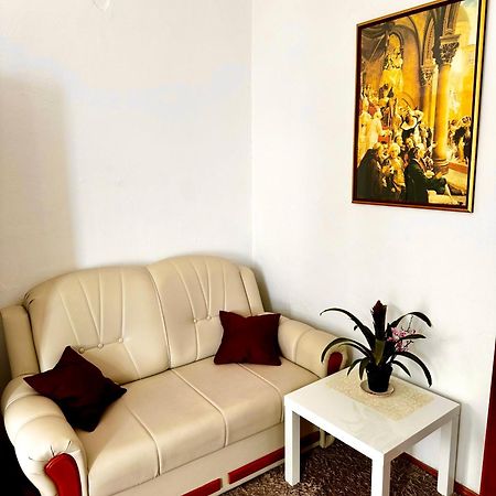 Two-Bedrooms Apartment With Balcony And Sea View,Near Old Town Дубровник Екстер'єр фото