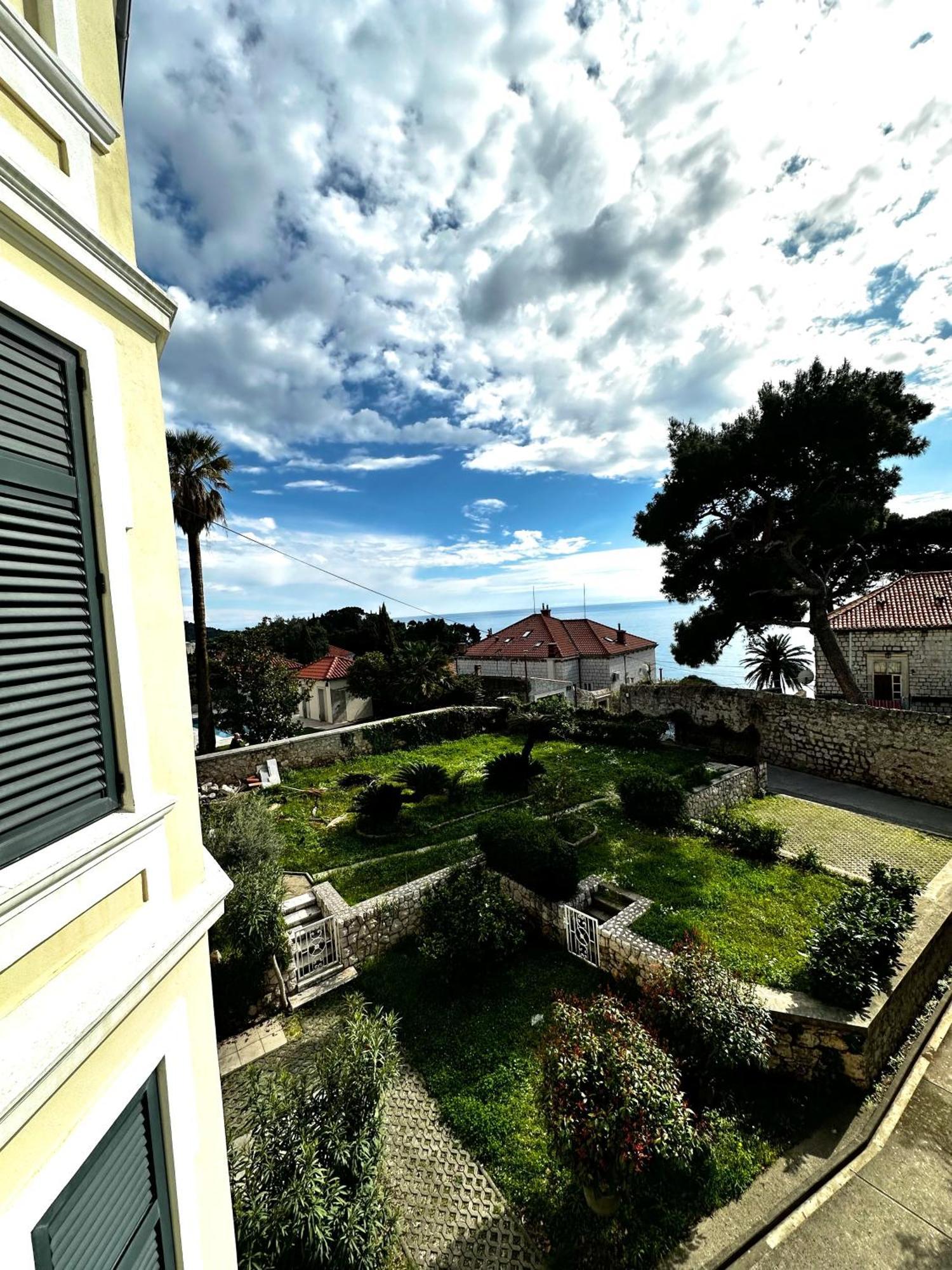 Two-Bedrooms Apartment With Balcony And Sea View,Near Old Town Дубровник Екстер'єр фото